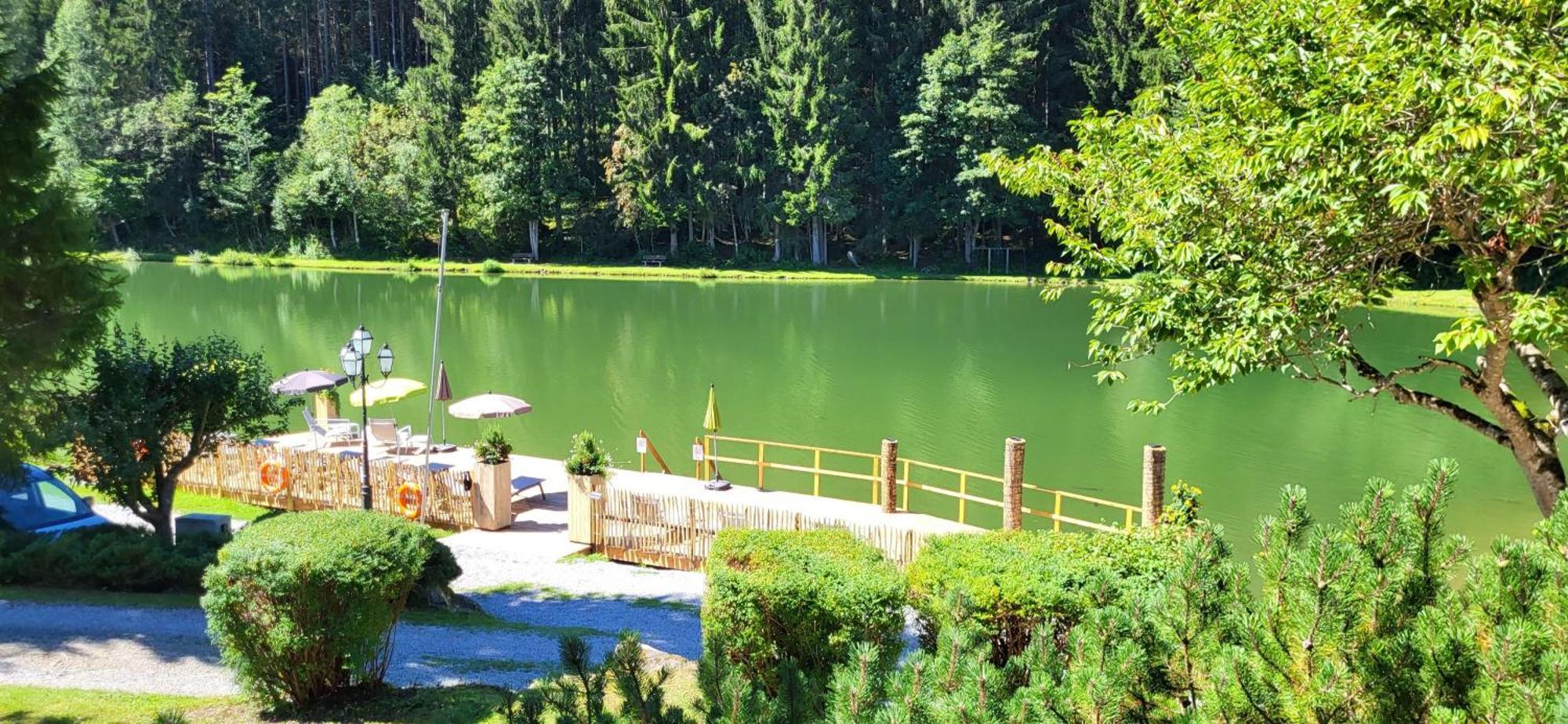 Hotel Bad Neunbrunnen Am Waldsee Maishofen Exteriör bild