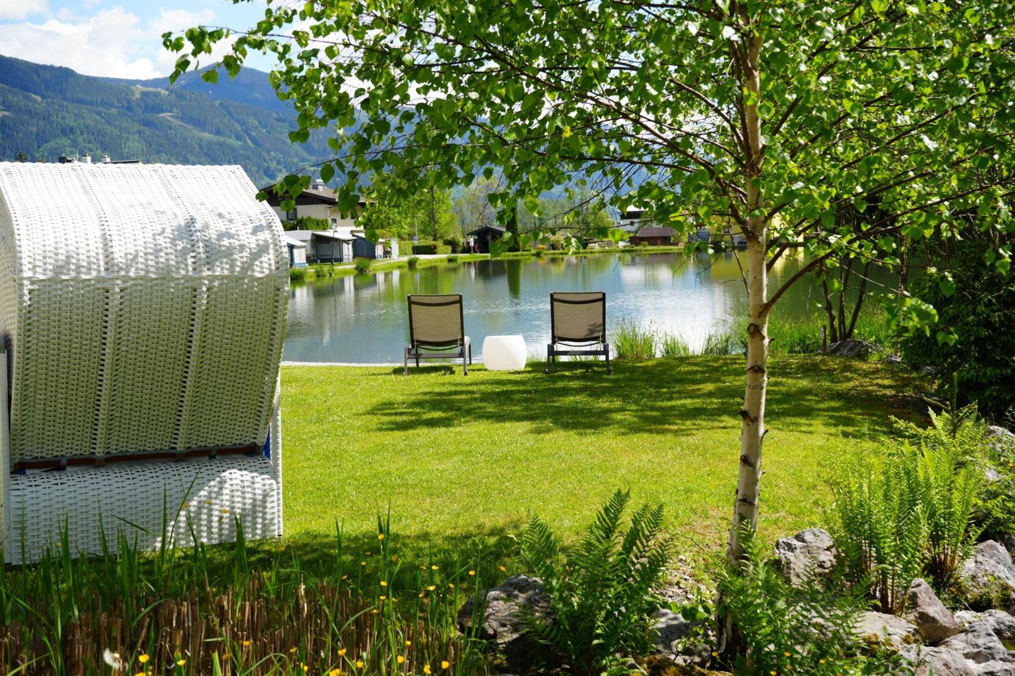 Hotel Bad Neunbrunnen Am Waldsee Maishofen Exteriör bild